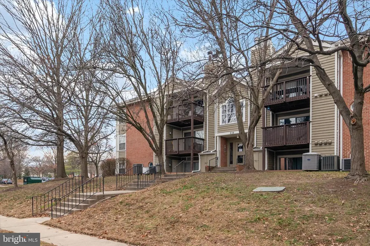 206 Water Fountain Ct #303, Glen Burnie, MD 21060 - Image #1