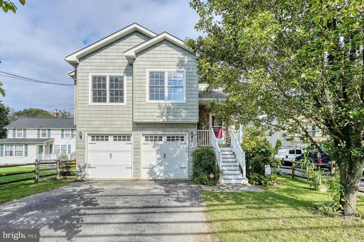 304 S Camp Meade Rd S, Linthicum Heights, MD 21090 - Image #1