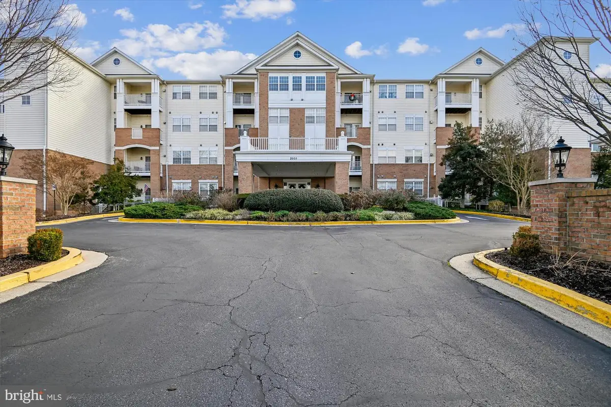 2605 Chapel Lake Dr #212, Gambrills, MD 21054 - Image #1