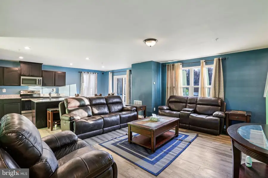 211 Green Ridge Ln, Glen Burnie, MD 21060 - Image #3