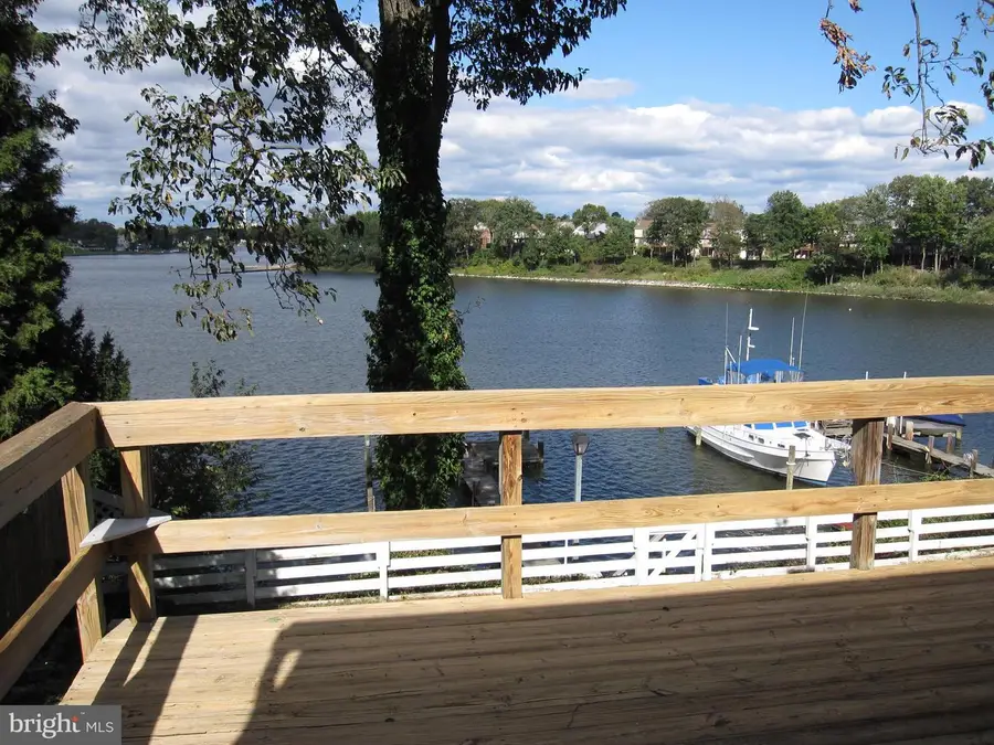 7580 Beach Dr, Pasadena, MD 21122 - Image #3