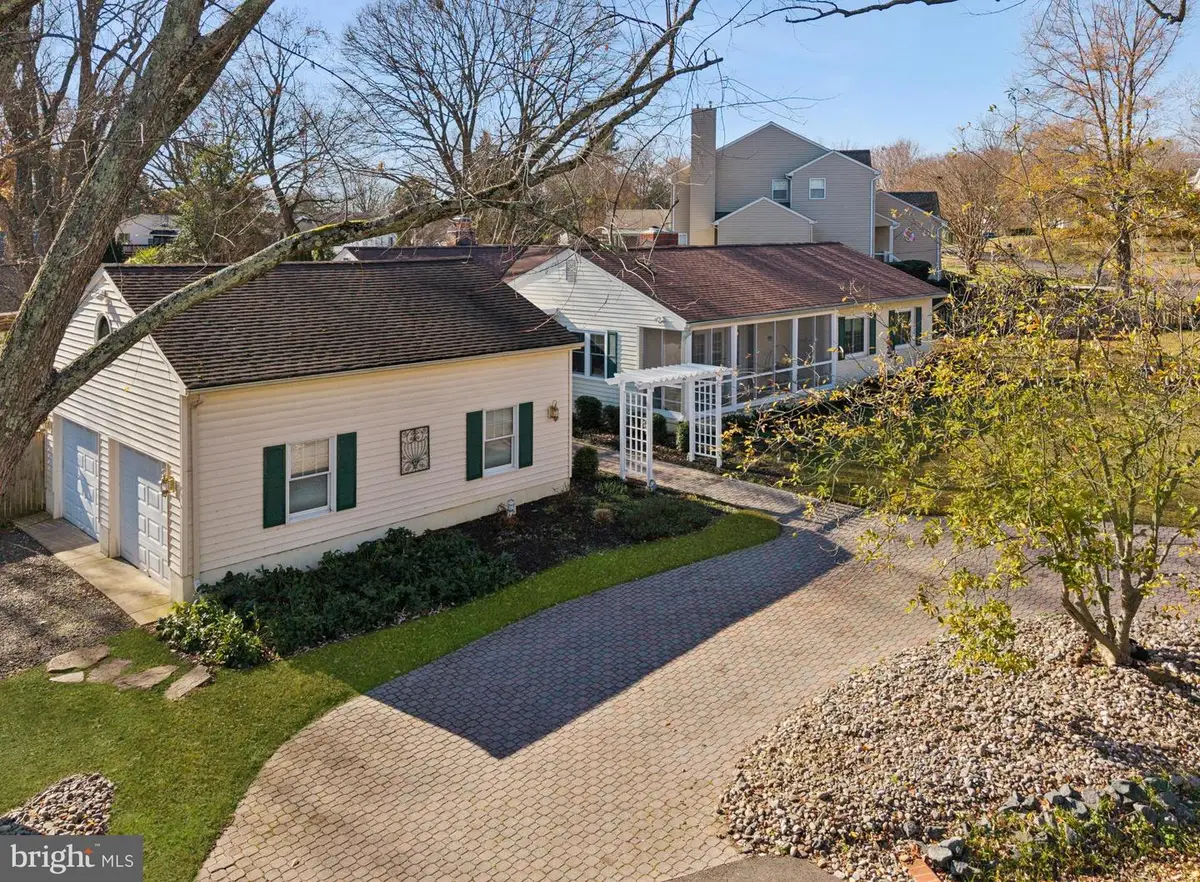 150 E Bay View Dr, Annapolis, MD 21403 - Image #1