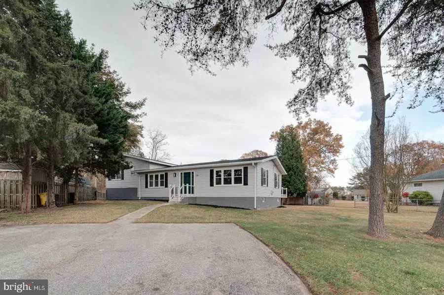 786 Jennie Dr, Severn, MD 21144 - Image #2