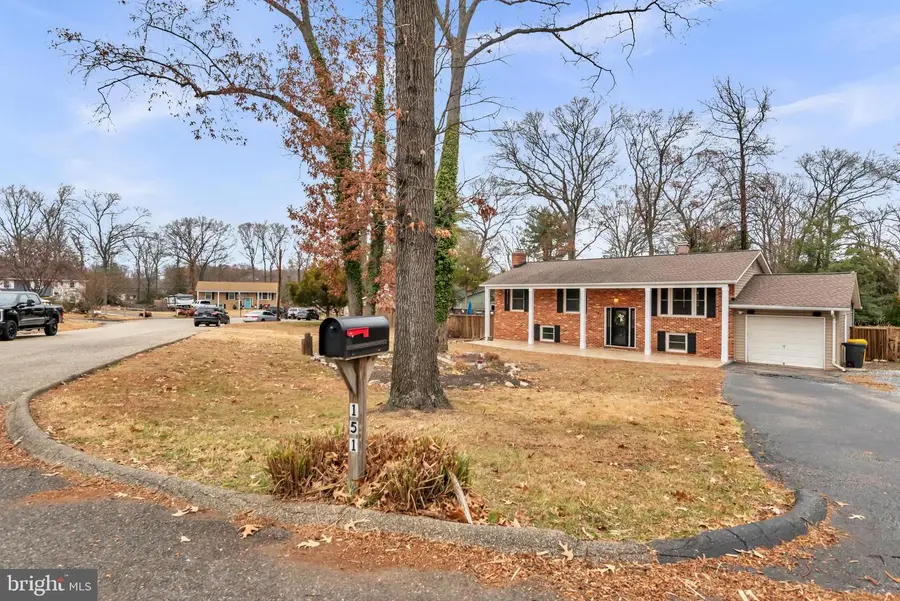 151 Long Point Ct, Pasadena, MD 21122 - Image #3