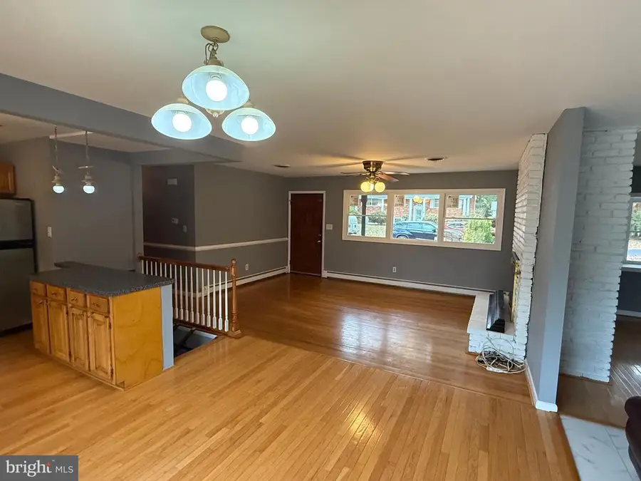 486 Brightwood Rd, Millersville, MD 21108 - Image #2