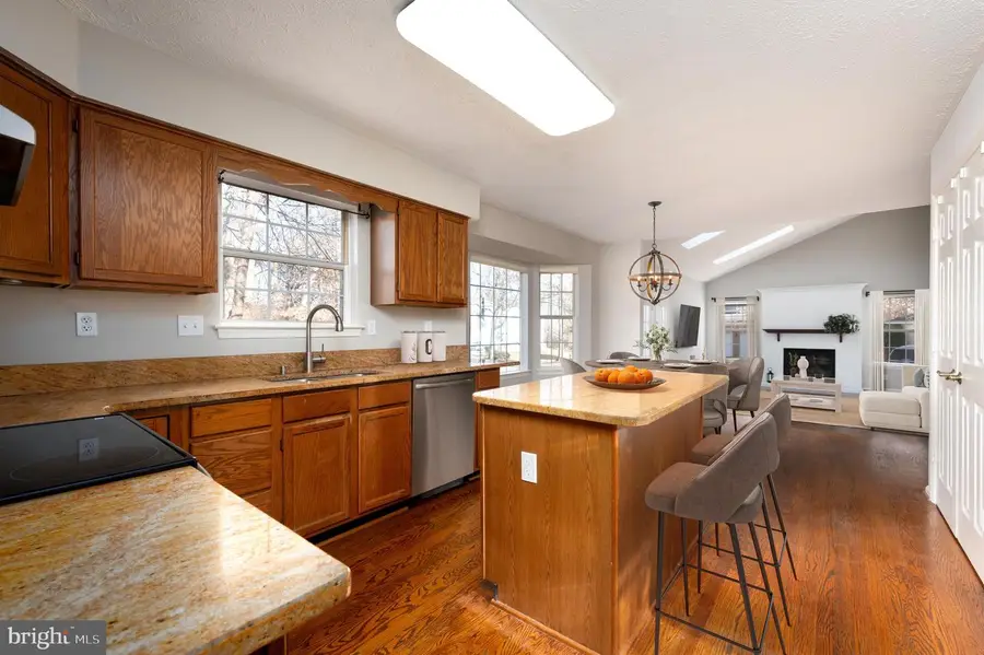 26 Little River Rd, Laurel, MD 20724 - Image #2