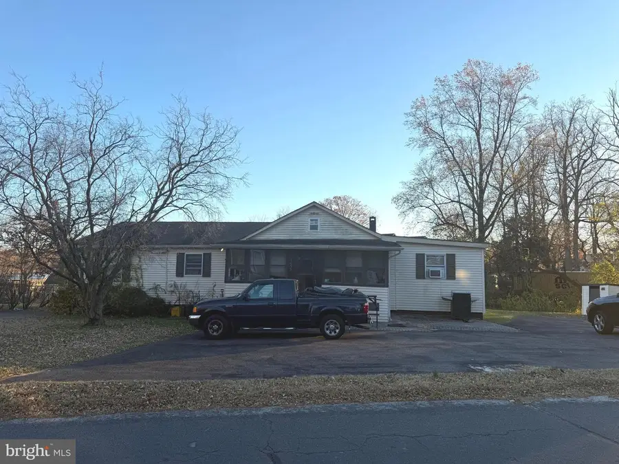 7655 Turnbrook Dr, Glen Burnie, MD 21060 - Image #3