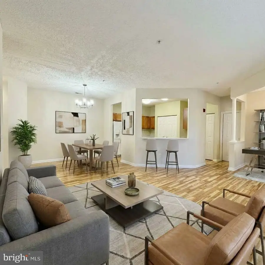 2412 Chestnut Terrace Ct #104, Odenton, MD 21113 - Image #3