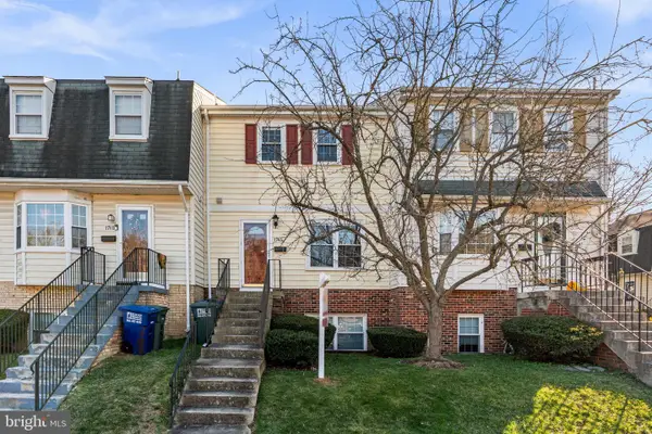 1705 Hart Ct, CROFTON, MD 21114