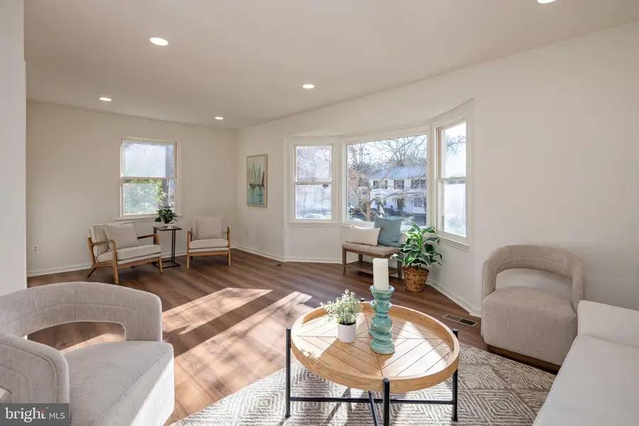 74 Stratford Dr, Severna Park, MD 21146 - Image #2