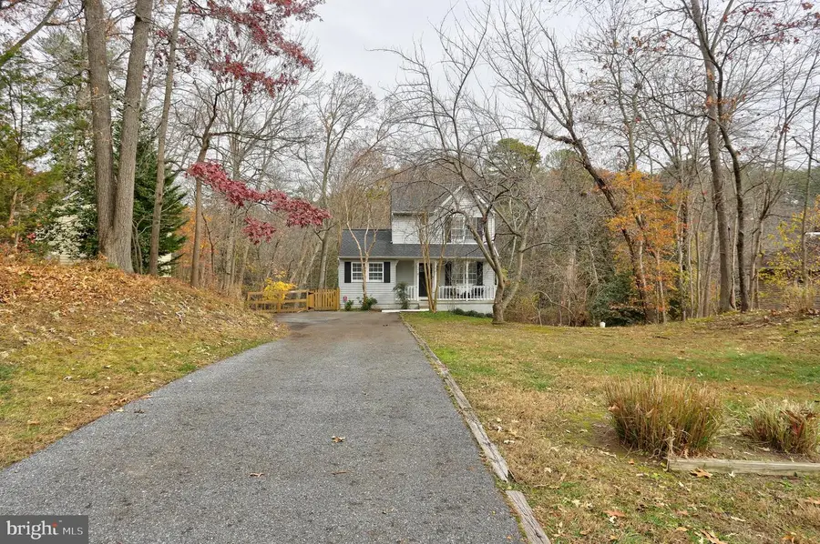 219 C St, Pasadena, MD 21122 - Image #2