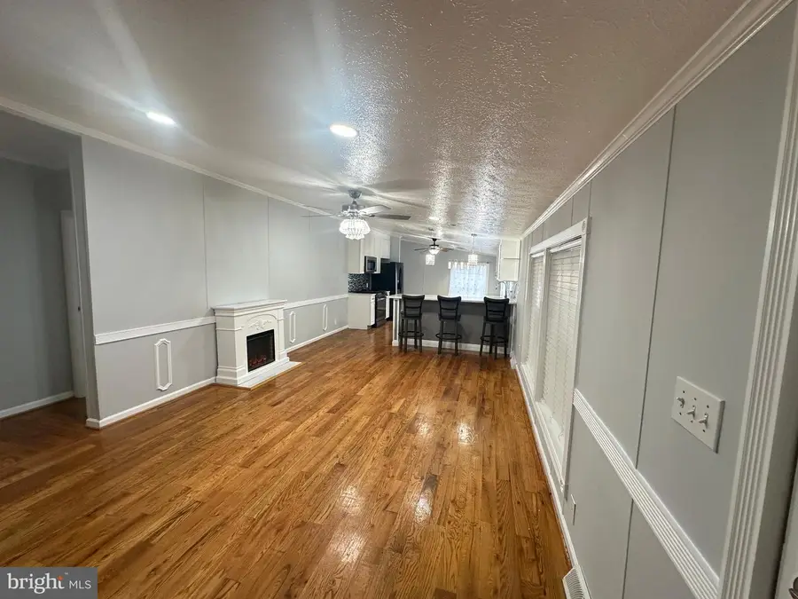 244 5th St, Lothian, MD 20711 - Image #2