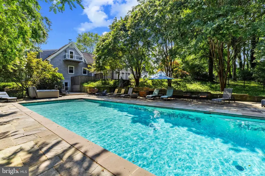 815 Cumberstone Rd, Harwood, MD 20776 - Image #2