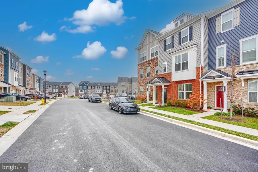 1823 Iris Ln, Hanover, MD 21076 - Image #2