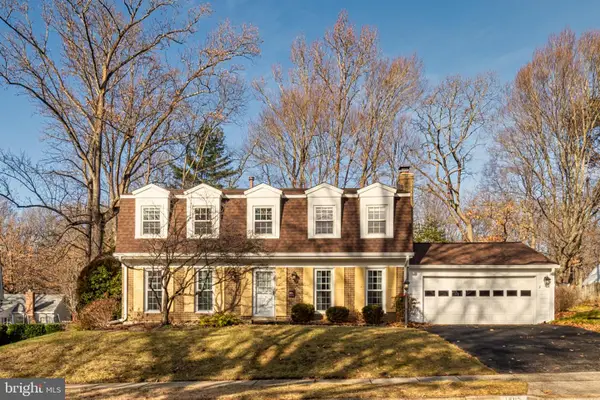 1805 Roxboro Pl, CROFTON, MD 21114