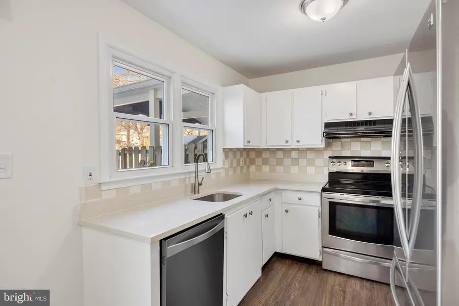 7662 Sherlock Ct, Pasadena, MD 21122 - Image #3