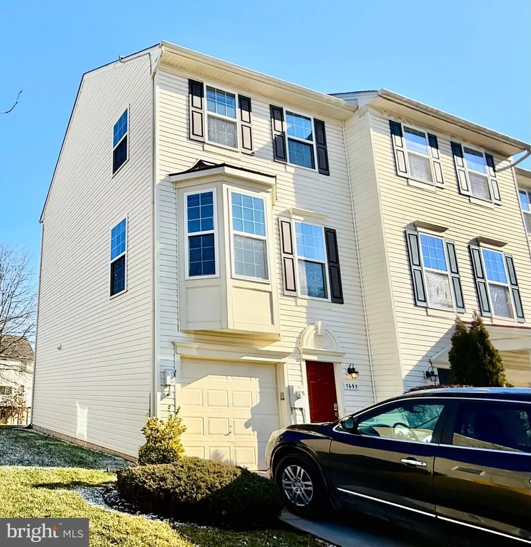 7697 Timbercross Ln, Glen Burnie, MD 21060 - Image #1