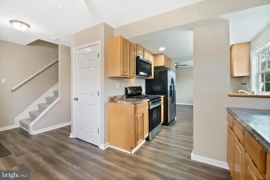 137 Arundel Rd, Pasadena, MD 21122 - Image #2