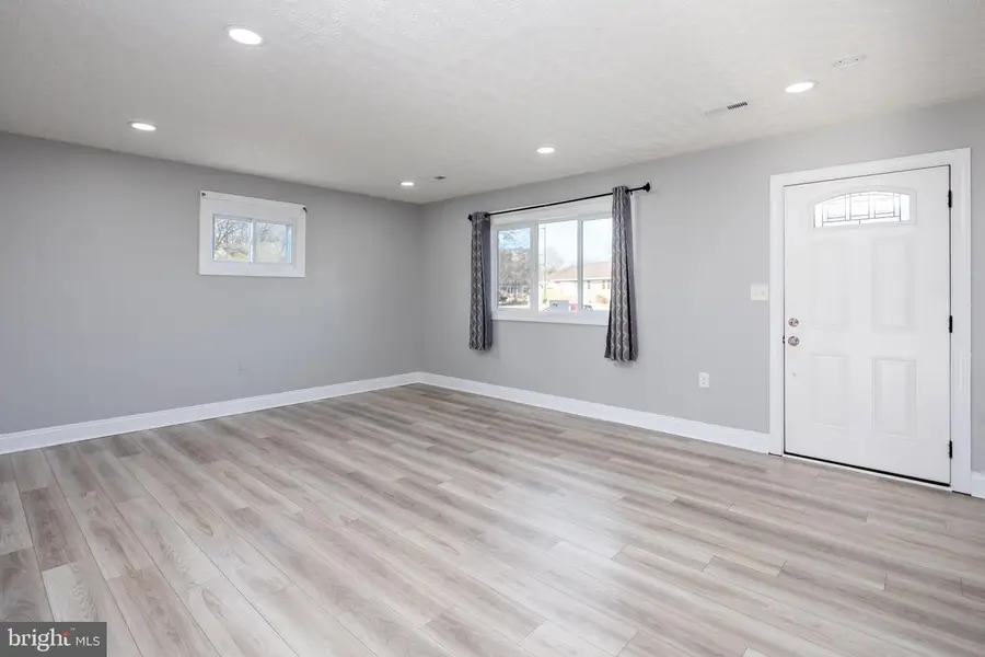 34 Elm Dr, Glen Burnie, MD 21060 - Image #3