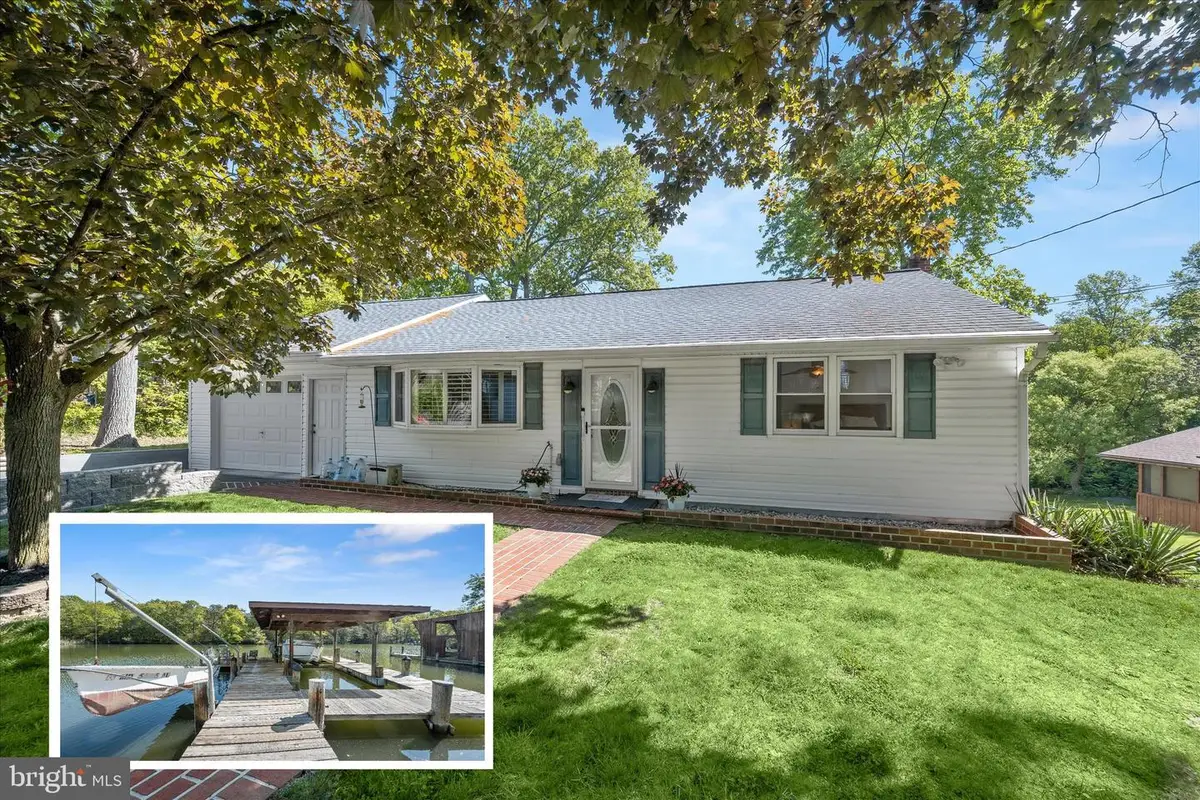 1602 Wall Dr, Pasadena, MD 21122 - #1