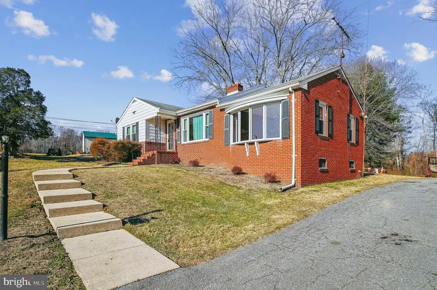 106 Valley View Farm Ln, Tracys Landing, MD 20779 - Image #3