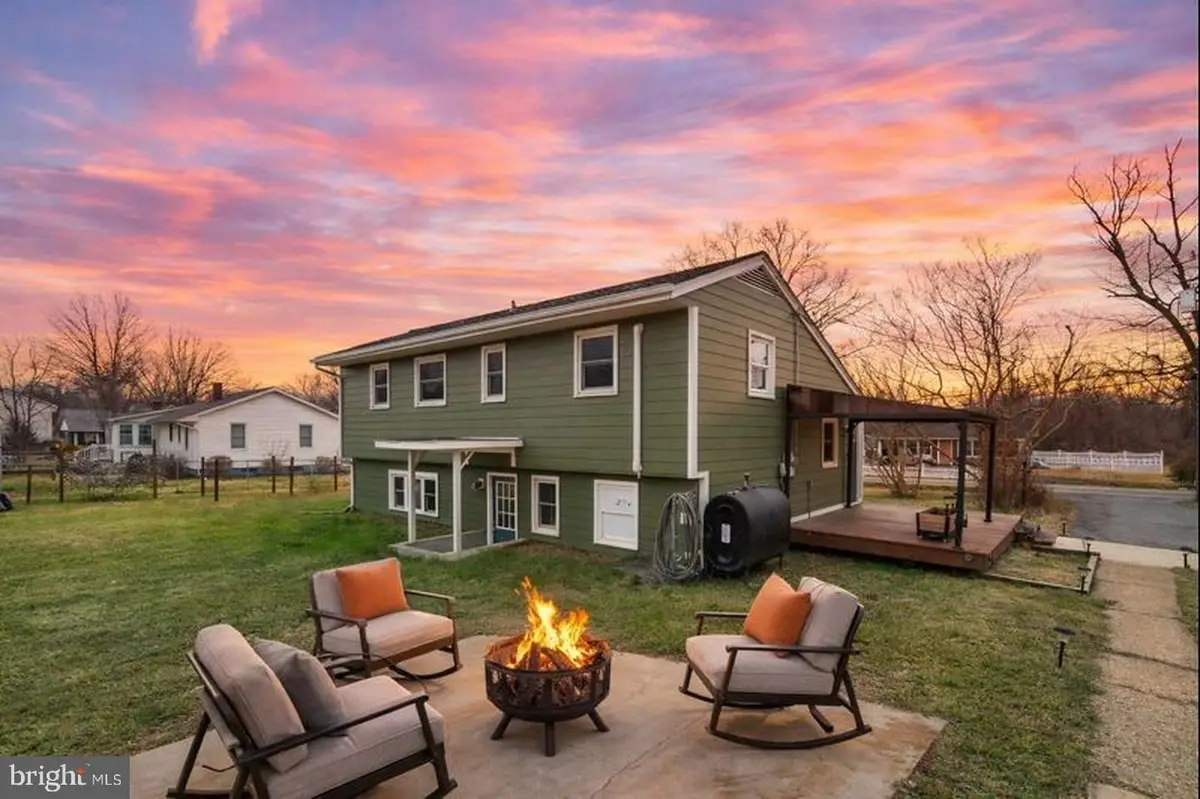 226 Maryland Way, Edgewater, MD 21037 - Image #1