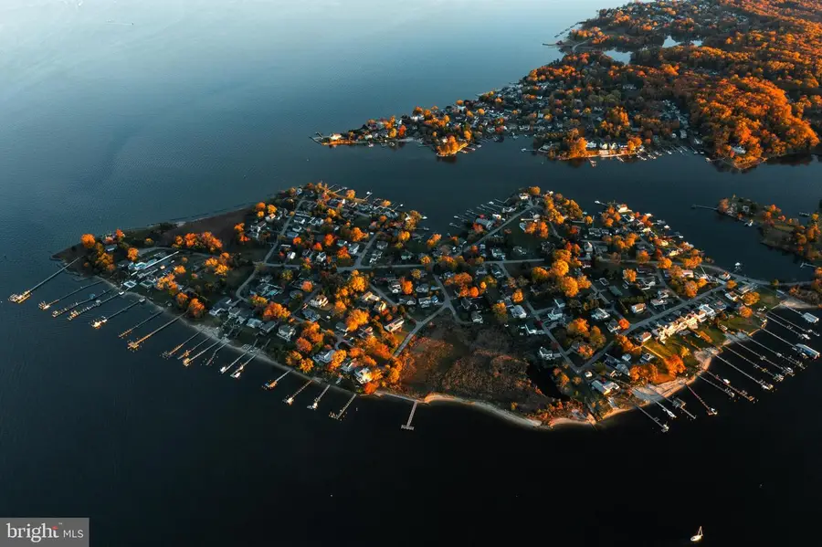 3725 Ramsey Dr, Edgewater, MD 21037 - Image #2