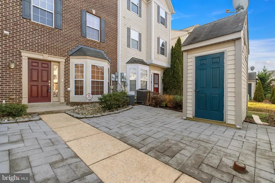 1929 Gardenia Ct, Odenton, MD 21113 - Image #2