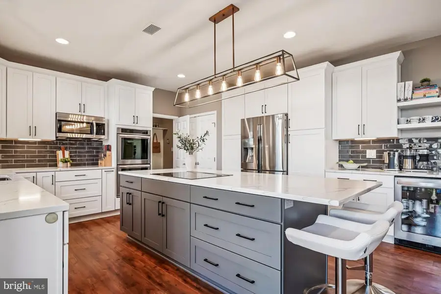 3325 Glebe Dr, Edgewater, MD 21037 - Image #3