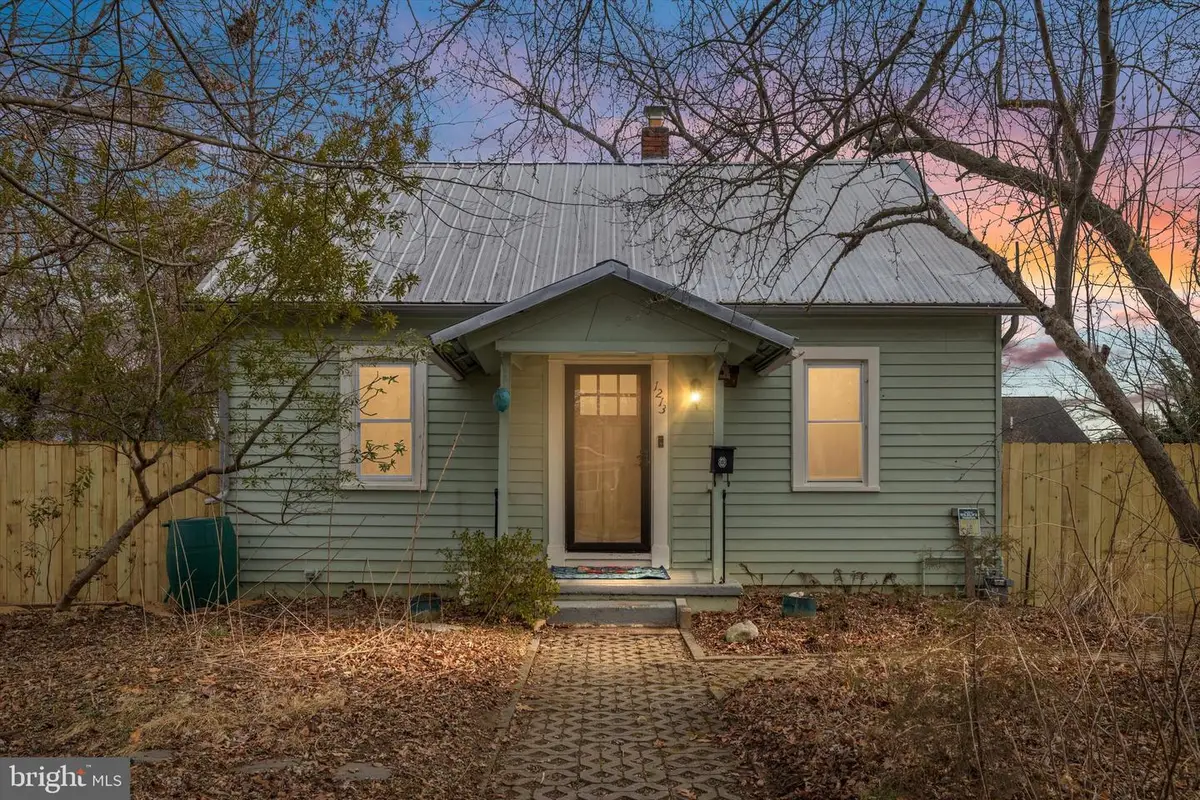 1213 Mckinley St, Annapolis, MD 21403 - Image #1