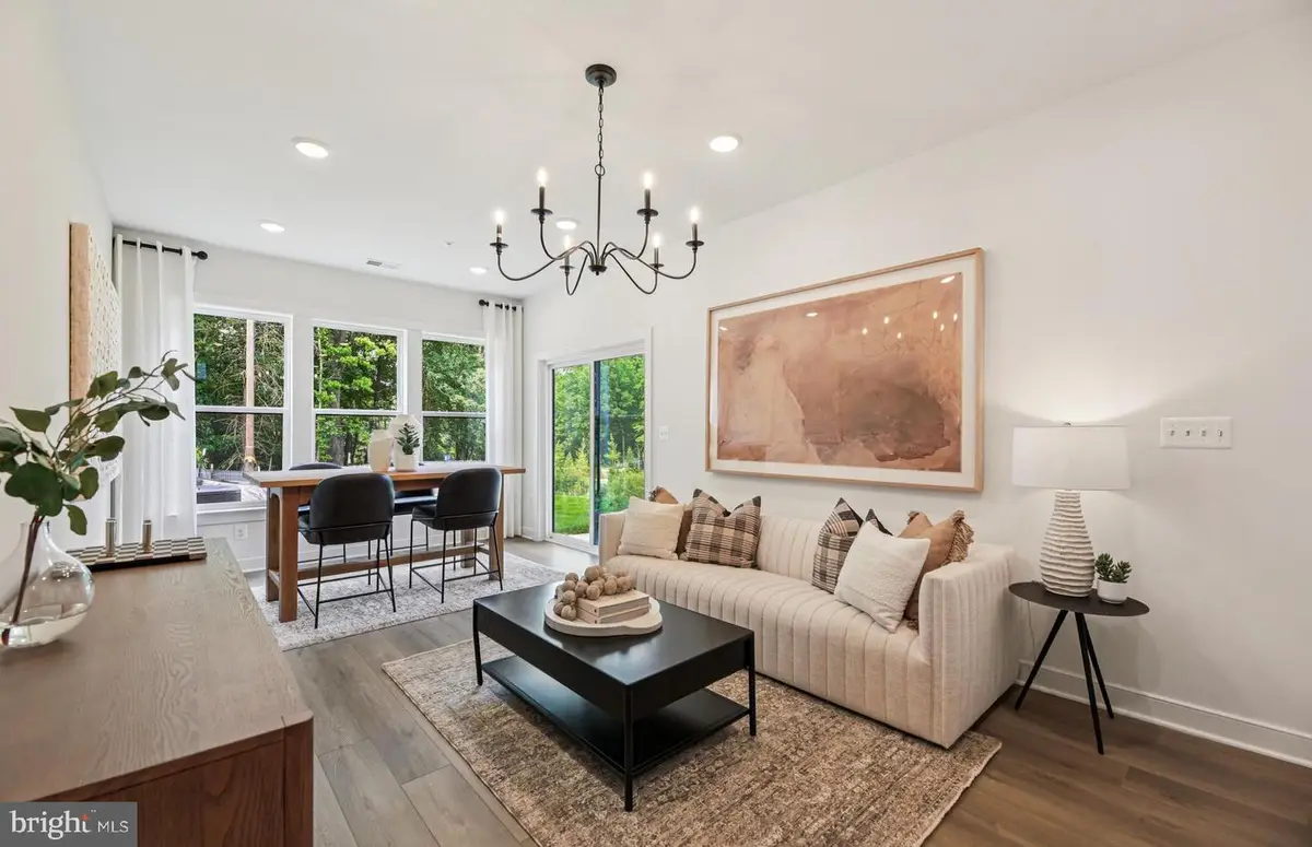 1122 Crested Wood Dr, Maryland City, MD 20724 - #1