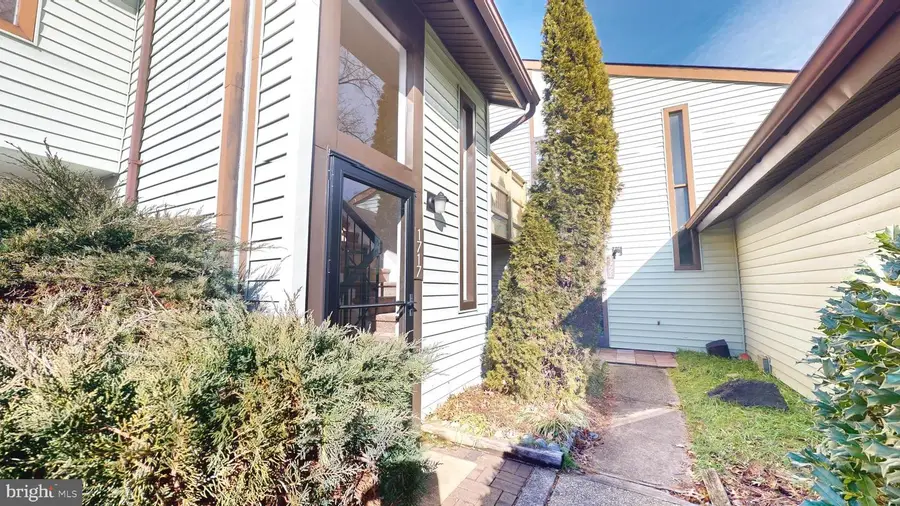 1717 Aberdeen Ct, Crofton, MD 21114 - Image #2