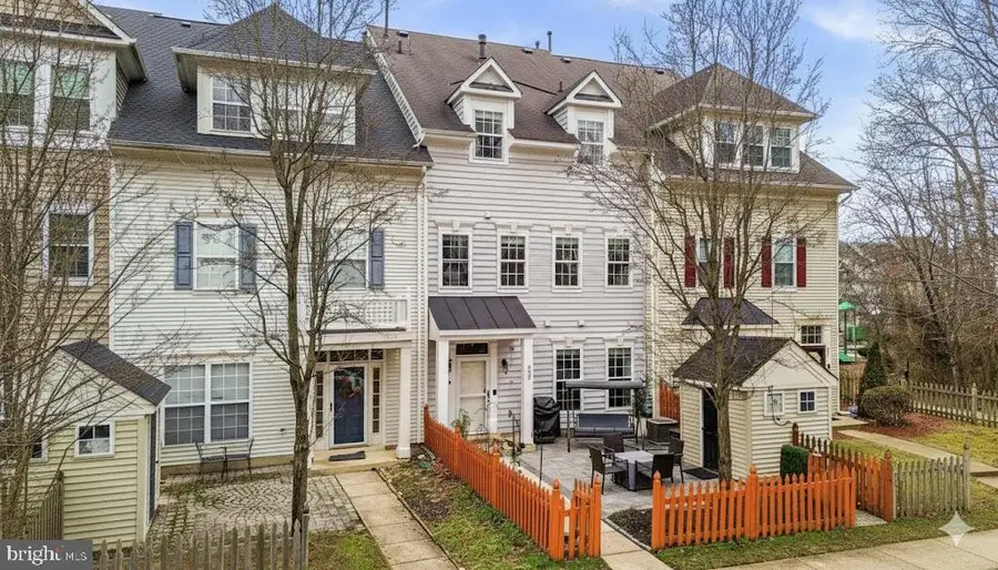 803 Estuary Dr, Odenton, MD 21113 - Image #2