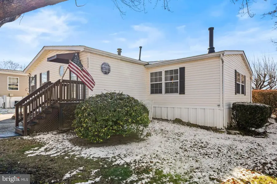 8020 Fair Breeze Dr, Severn, MD 21144 - Image #2