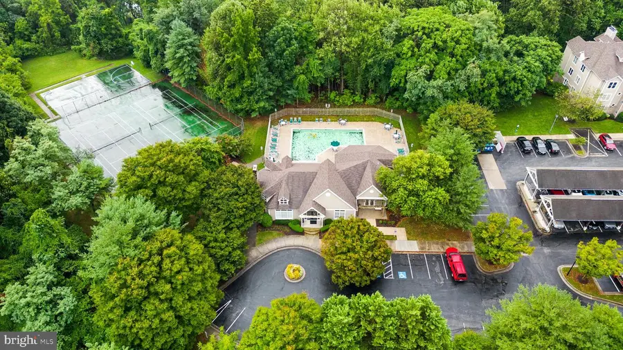 633 Admiral Dr #308, Annapolis, MD 21401 - Image #3