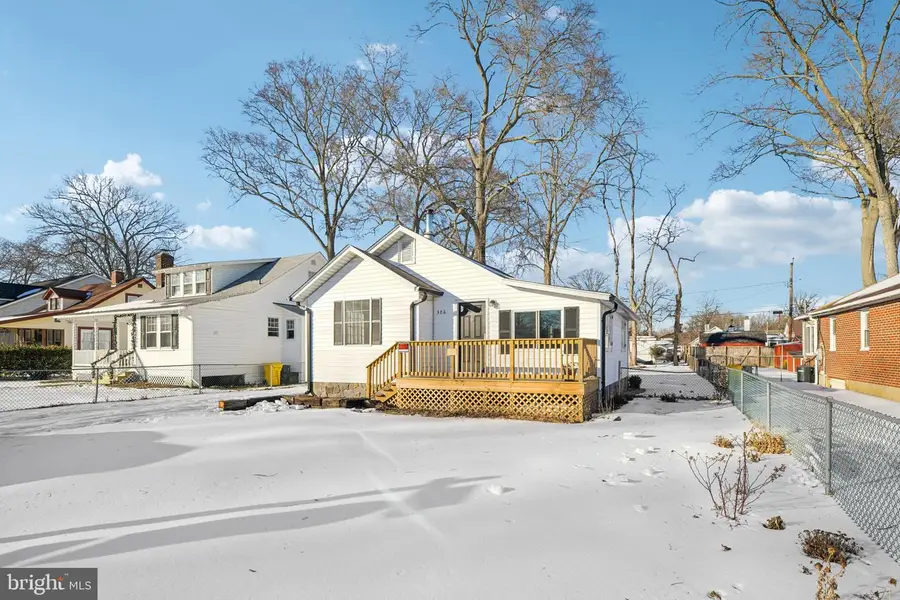 306 Linden Ave, Mayo, MD 21106 - #2