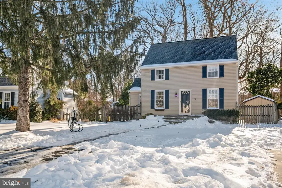 1040 Hyde Park Dr, Annapolis, MD 21403 - Image #2