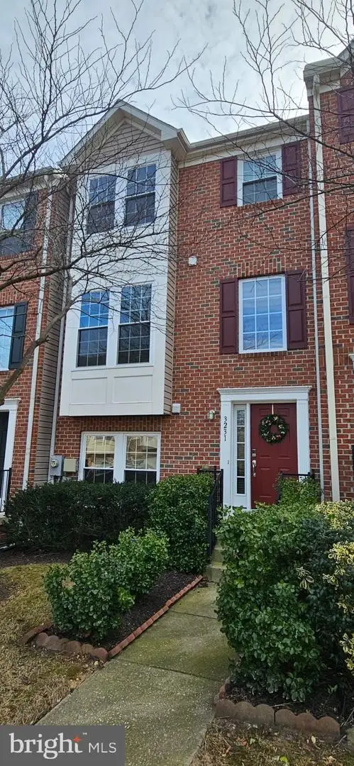 3231 Purple Leaf Ln, Laurel, MD 20724 - #1