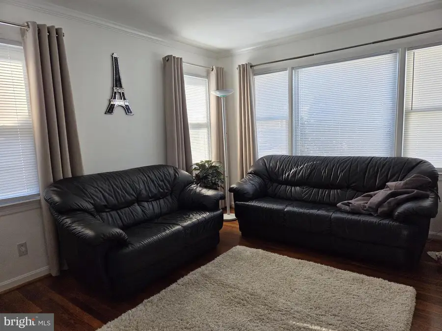 106 Vista Ave, Glen Burnie, MD 21061 - Image #2