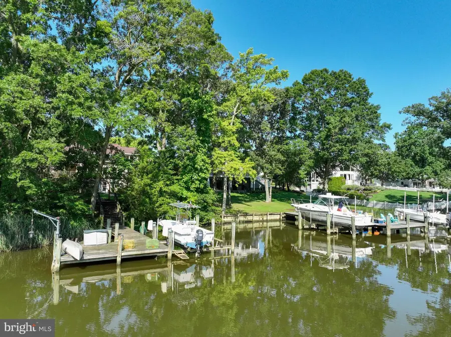 4119 Waterview Dr, Edgewater, MD 21037 - Image #3