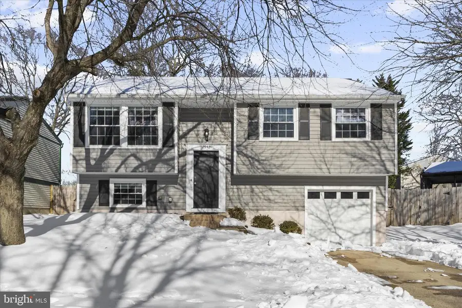 2942 E Almondbury Dr, Pasadena, MD 21122 - Image #2