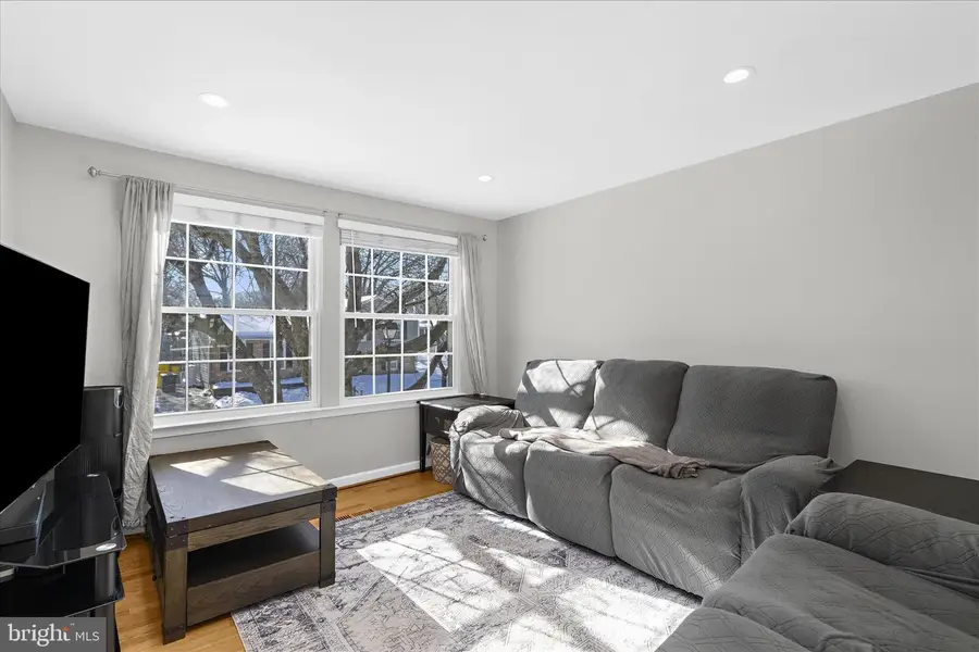 2942 E Almondbury Dr, Pasadena, MD 21122 - Image #3