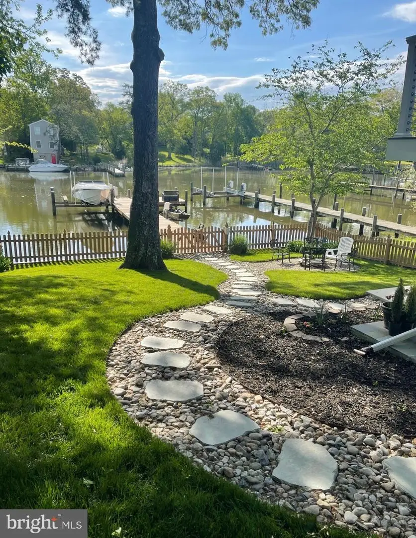 787 Powhatan Beach Rd, Pasadena, MD 21122 - #3
