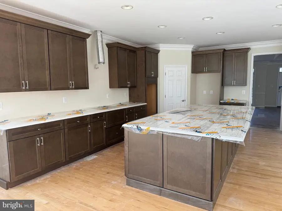 715 Pumphrey Farm Dr, Millersville, MD 21108 - #3