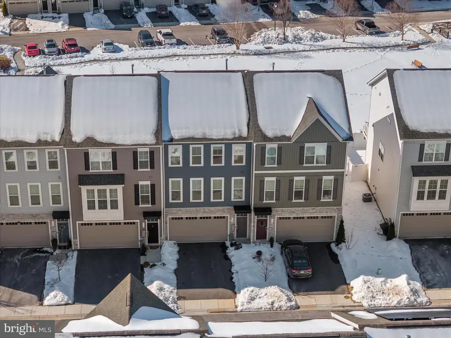 112 Arrowhead Dr, Millersville, MD 21108 - Image #2