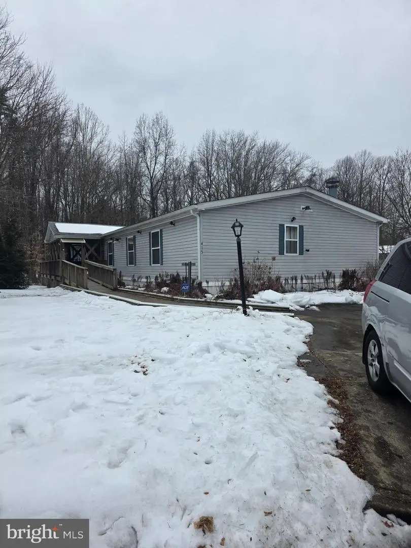 415 Dutch Dr, Lothian, MD 20711 - #1