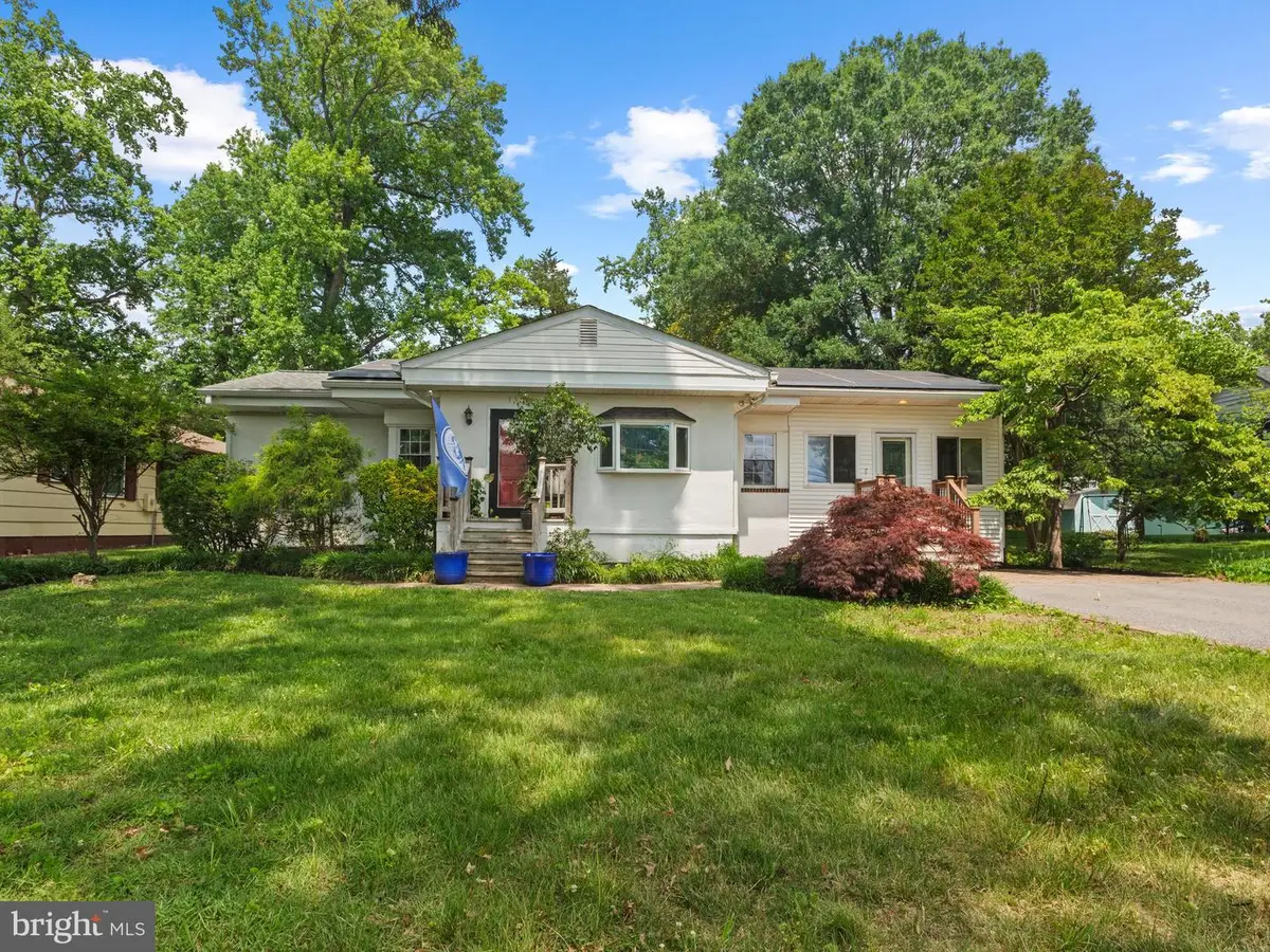130 Southdown Rd, Edgewater, MD 21037 - #1