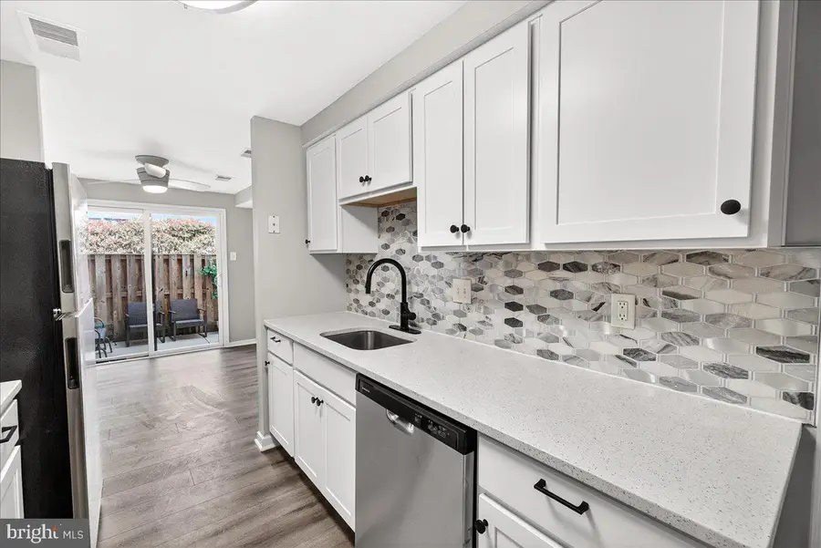 492 West Ct, Glen Burnie, MD 21061 - #2