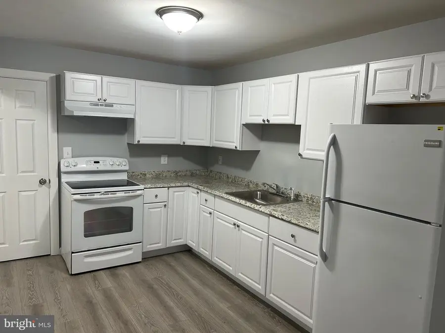 8009 Woodholme Cir, Pasadena, MD 21122 - #2