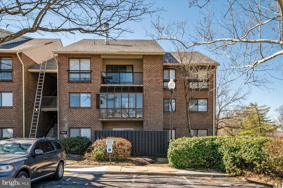 300 Hilltop Ln #h, Annapolis, MD 21403 - #3